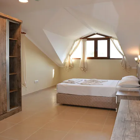 Apartahotel In Forest Göcek