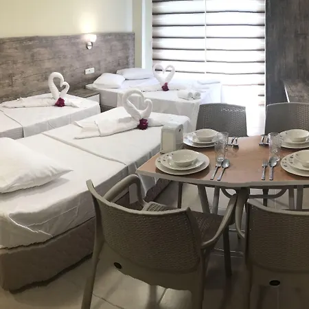 Apartahotel In Forest Göcek