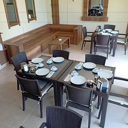 Apartahotel In Forest Göcek