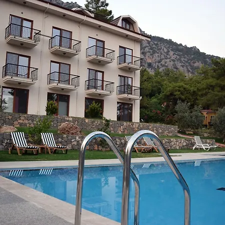 In Forest Apartahotel